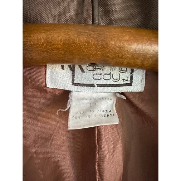 Vintage Womens Cropped Blazer Taupe Size Medium Structured Shoulders Classic - Picture 4 of 9